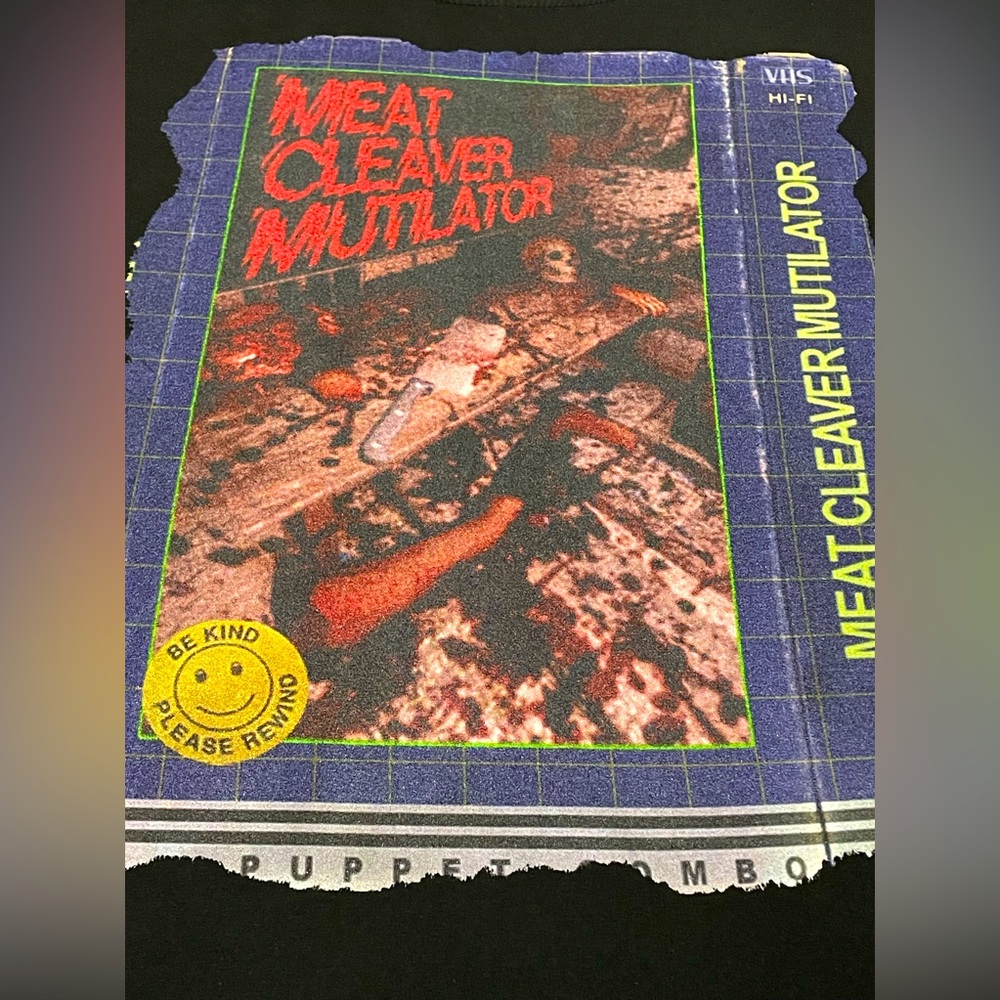 “MEAT CLEAVER MUTILATOR” VHS TAPE CASE 📼 HORROR MOVIE GORE T-SHIRT LARGE MINT